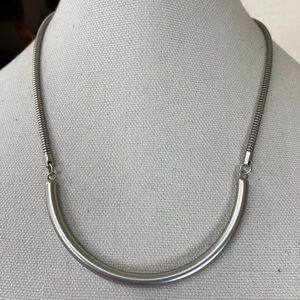 Older silvertone collar style necklace BR